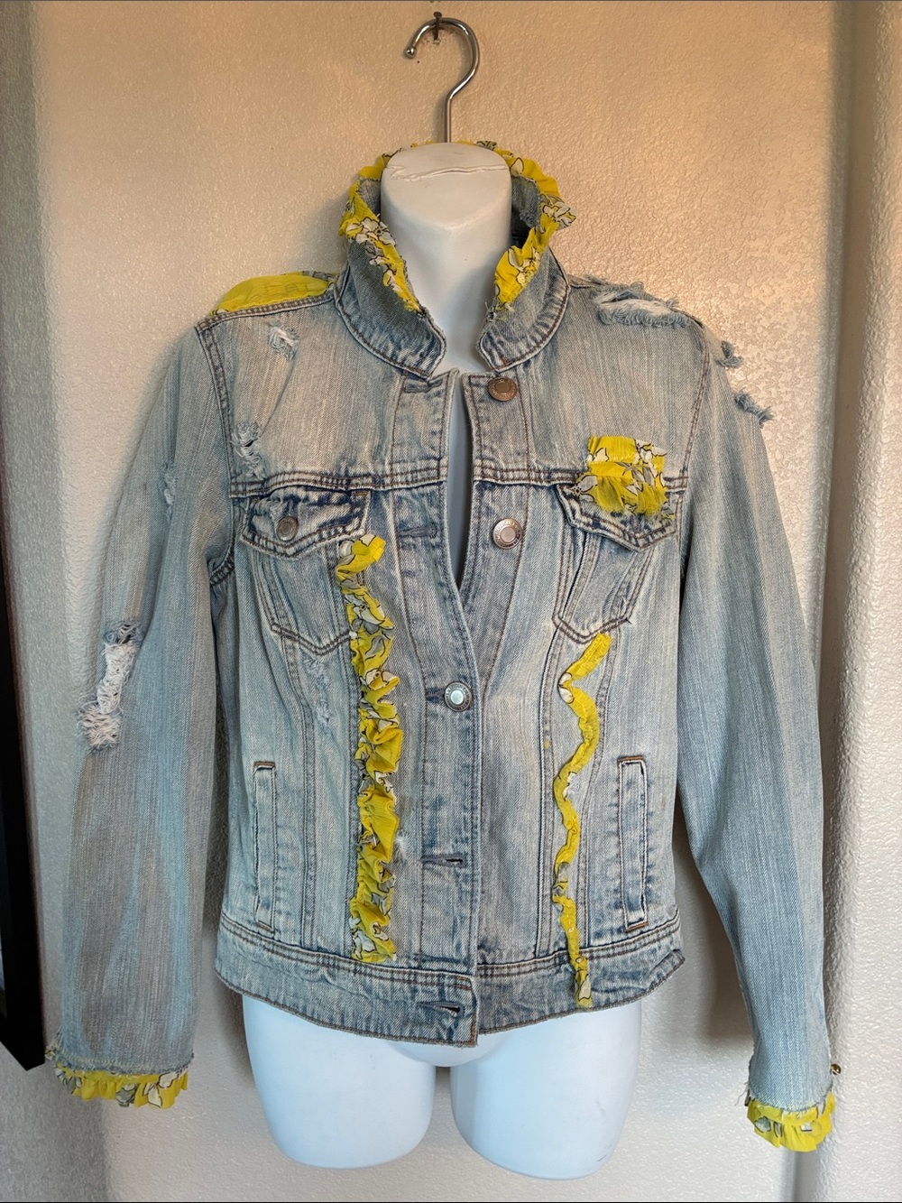 Ragamuffin Couture: embellished Denim Jacket women's M, yellow Floral ruffles - Picture 8 of 17